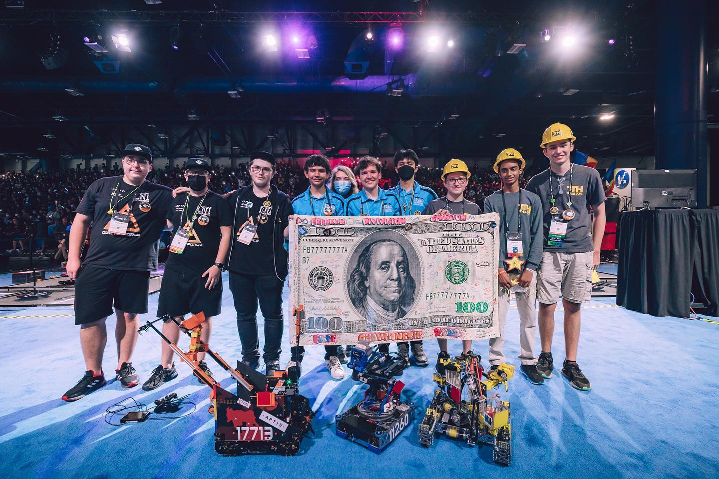 Echipa Delta Force din Arad le-a dat speranță românilor că îi pot învinge pe americani la Campionatul Mondial de Robotică