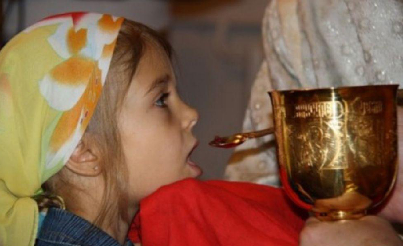 Ai voie să bei apă înainte de împărtășanie