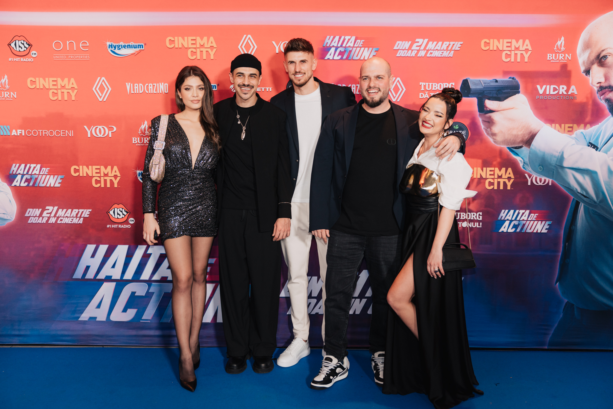 Anca Dinicu are lipici chiar și la poliștiștii de la Rutieră (7)