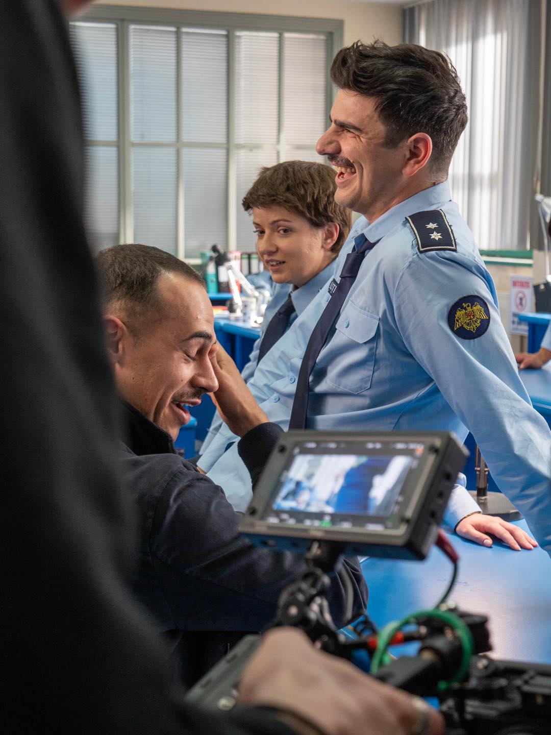 Anca Dinicu are lipici chiar și la poliștiștii de la Rutieră (7)