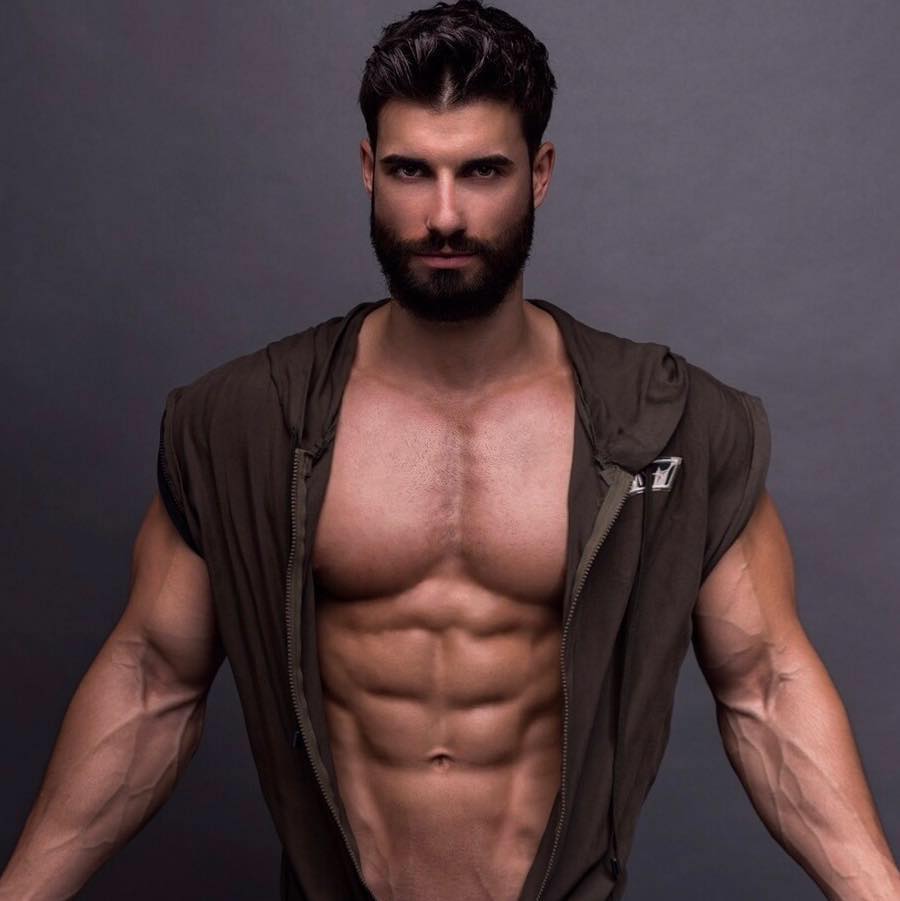 Andi Constantin și iubita lui s-au despărțit