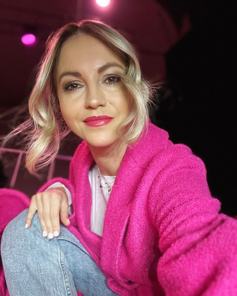 Andreea Perju, despre educația financiară pe care le-o oferă fetelor sale