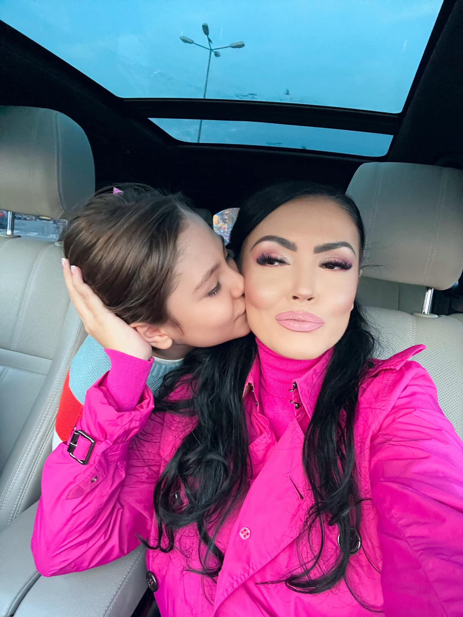 Cum arată Andreea Mantea complet nemachiată