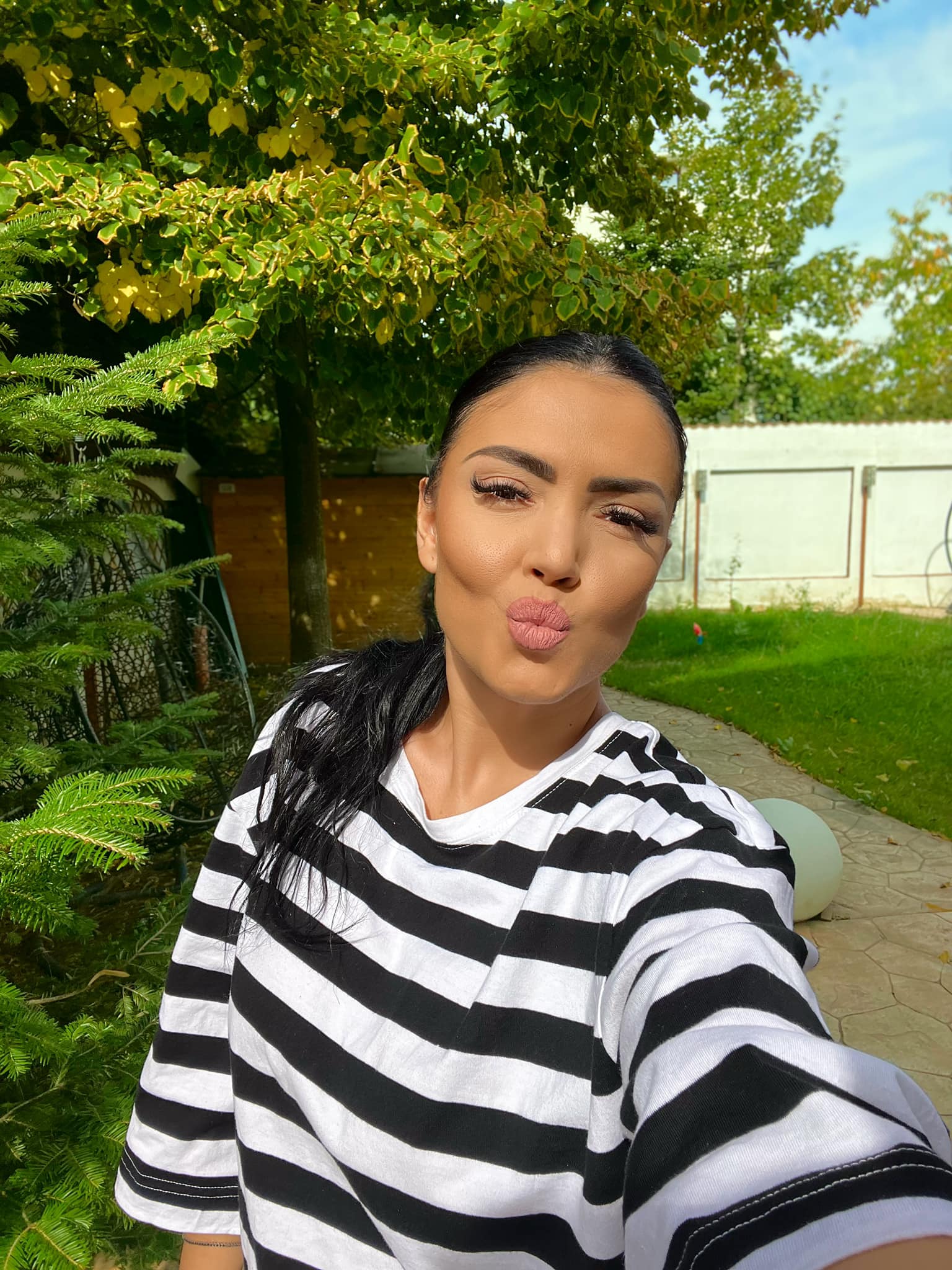 Cum arată Andreea Mantea complet nemachiată