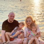 Cum se simte fiul Simonei Gherghe, după câteva zile petrecute într-un spital de stat