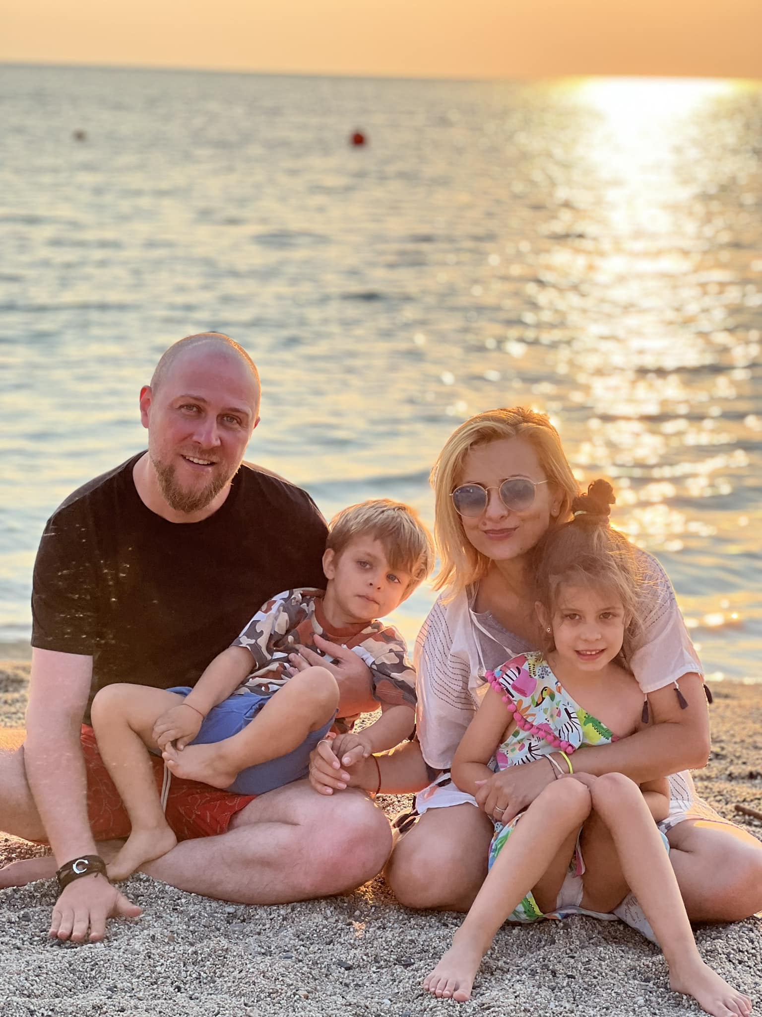 Cum se simte fiul Simonei Gherghe, după câteva zile petrecute într-un spital de stat