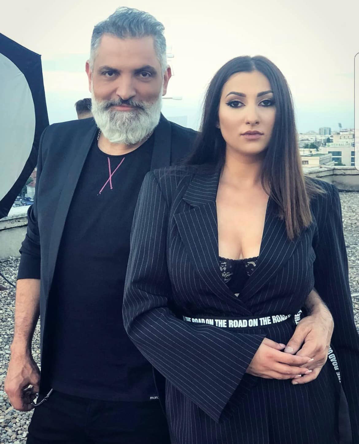 Damian Drăghici împlinește astăzi 53 de ani. Ce spune partenera lui despre diferența de vârstă