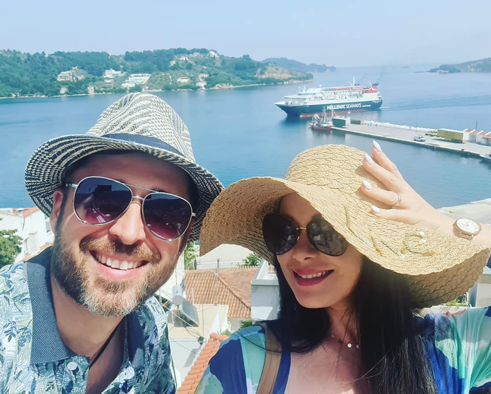 De ce a părăsit Deea Maxer căminul conjugal