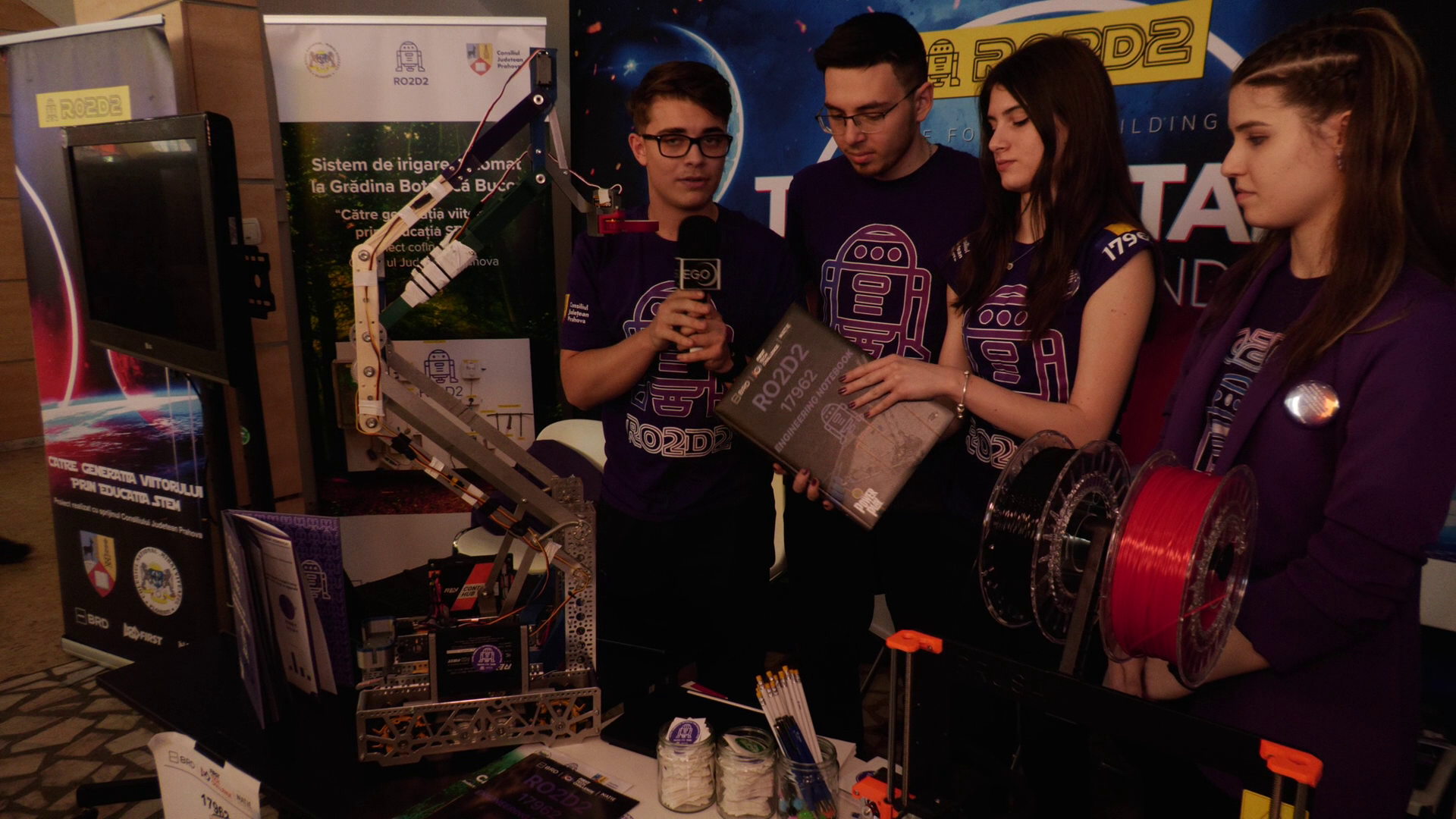 Echipa de robotică RO2D2 ne reprezintă, în SUA, la Campionatul Mondial de la Houston