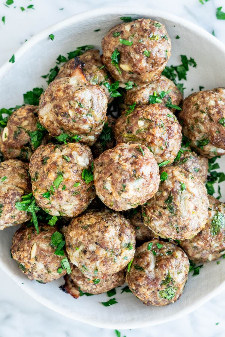 Ingredientul special de pus în carnea tocată pentru chiftele