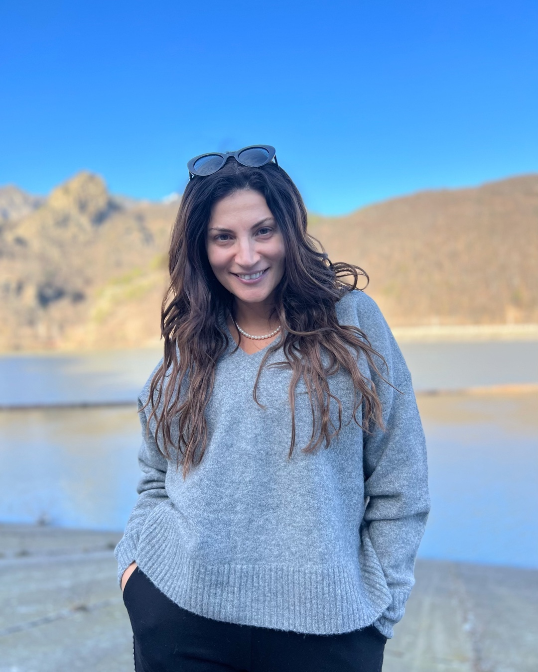 Ce nu o lasă Ioana Ginghină pe fiica ei, Ruxandra, să facă: “Cu tatuajul sunt mai de acord, deși i-am zis că îl face pe banii ei” VIDEO EXCLUSIV