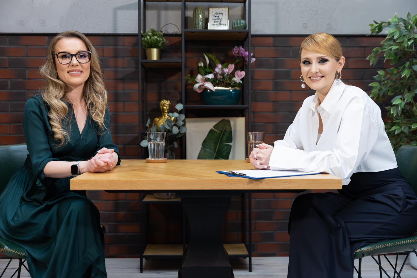 Ipostaza în care a fost surprinsă Alina Sorescu