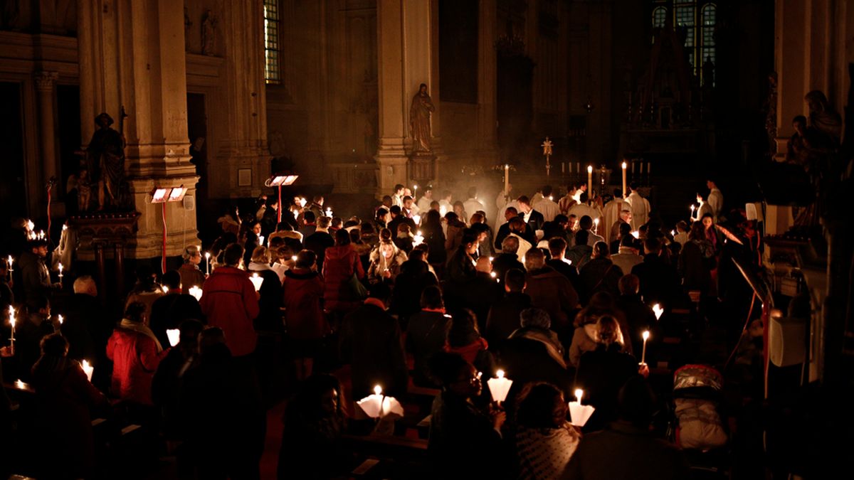 La ce oră încep Deniile în Săptămâna Mare