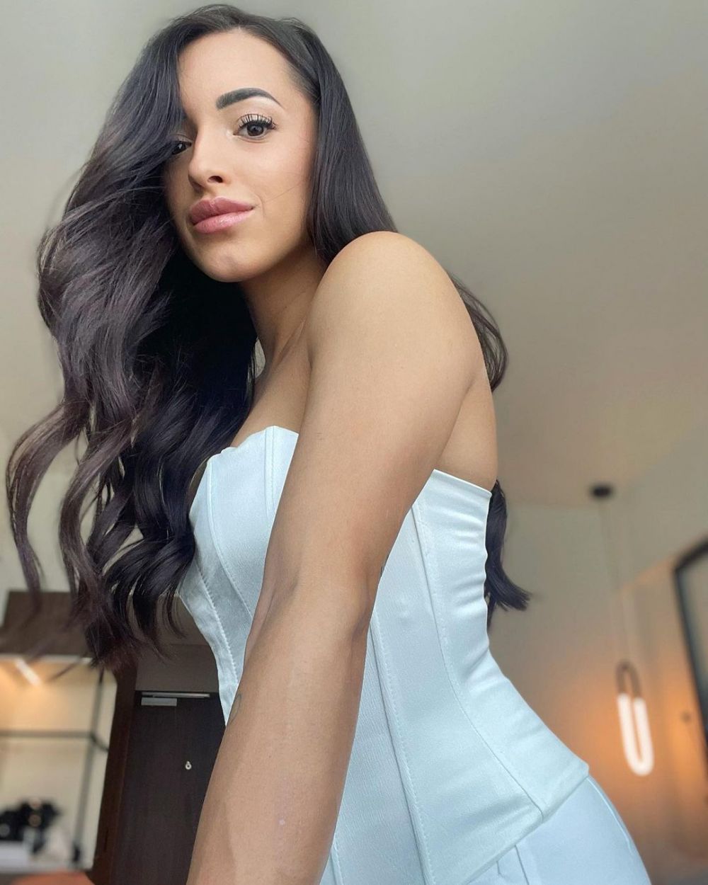 Larisa Iordache, dezvăluiri despre iubitul ei. Din ce domeniu face parte bărbatul: “Da, este din sport” VIDEO EXCLUSIV