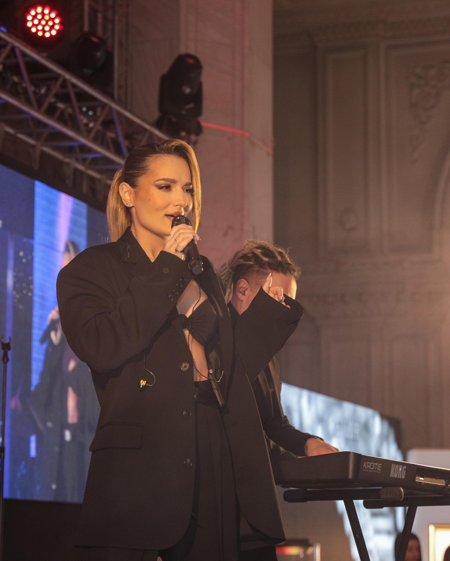 Minelli lansează “Silver & Gold | Chapter II”