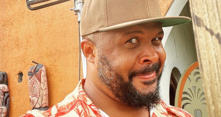 Cât poartă Cabral la picior. Sigur nu bănuiai, îi e foarte greu să își găsească pantofi pe măsura lui