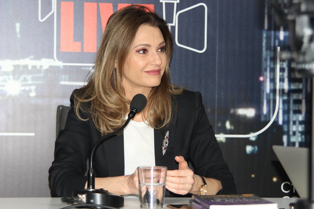 Dana Războiu organizează cel mai mare Campionat de Robotică din Europa