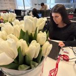 Elena Băsescu, în redacția unde lucrează