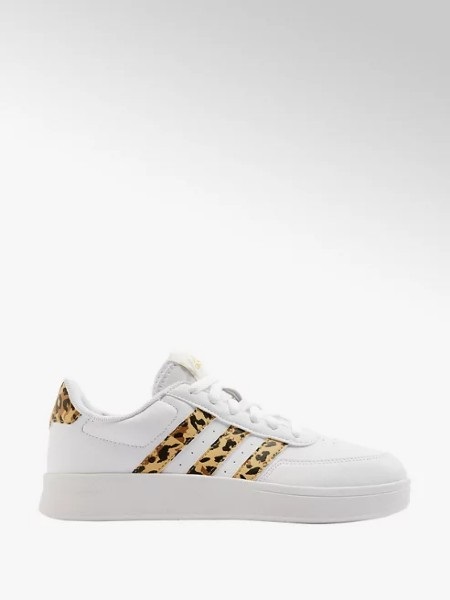 modele de sneakers pentru primăvara 2023