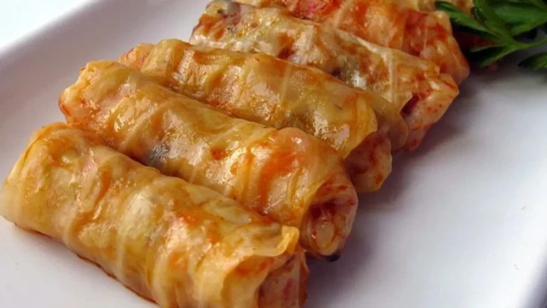 Cum și cât se fierb sarmalele de post ca să iasă delicioase. Trucuri de aur de la gospodinele iscusite