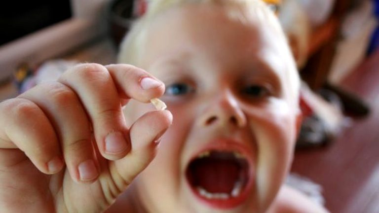 Importanța dinților de lapte și cum pot strica maxilarul unui copil, pe viață VIDEO EXCLUSIV