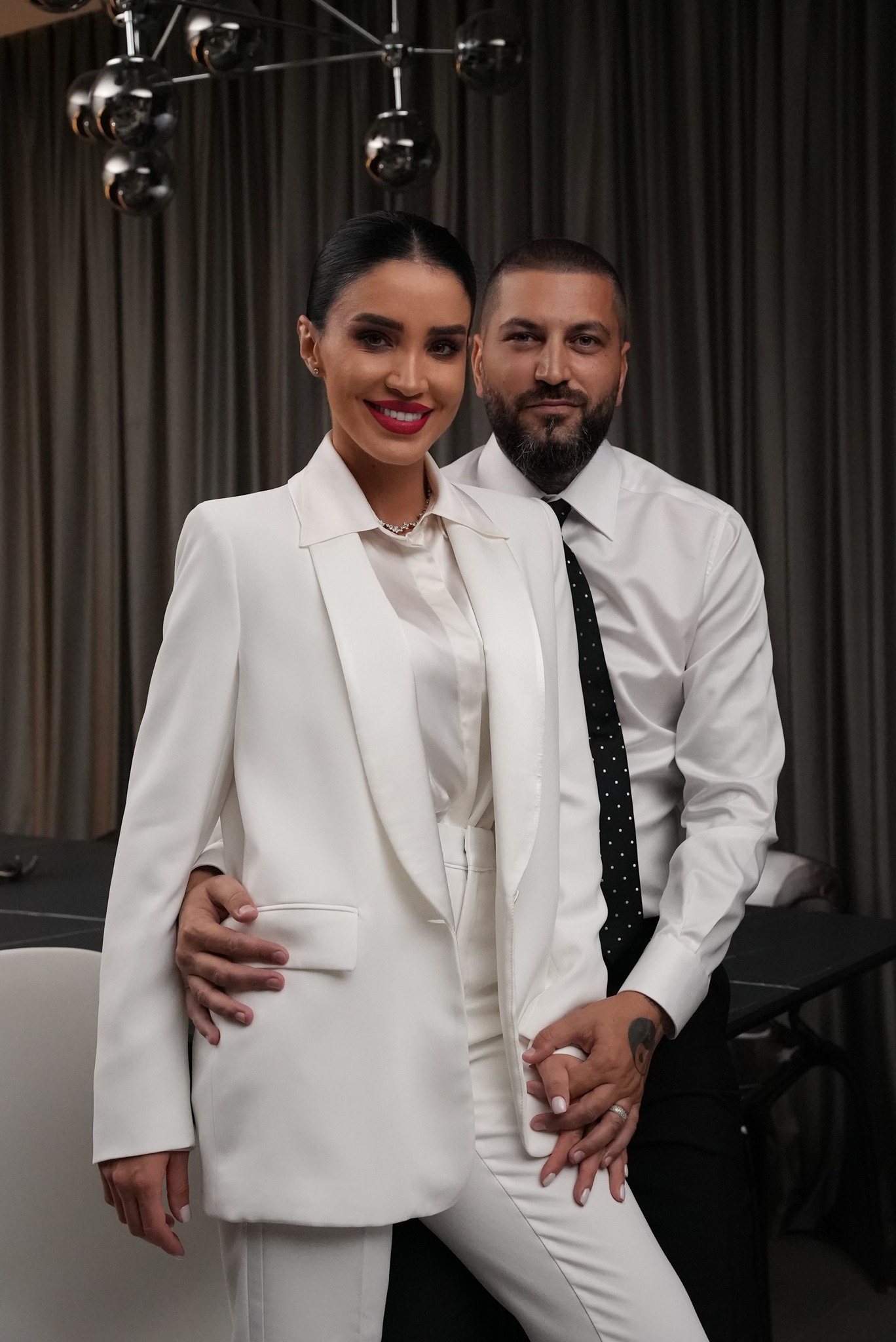 Adelina Pestrițu și familia sa, fotografie de colecție. Cum arată Zeny, la aproape 5 ani. E absolut superbă FOTO