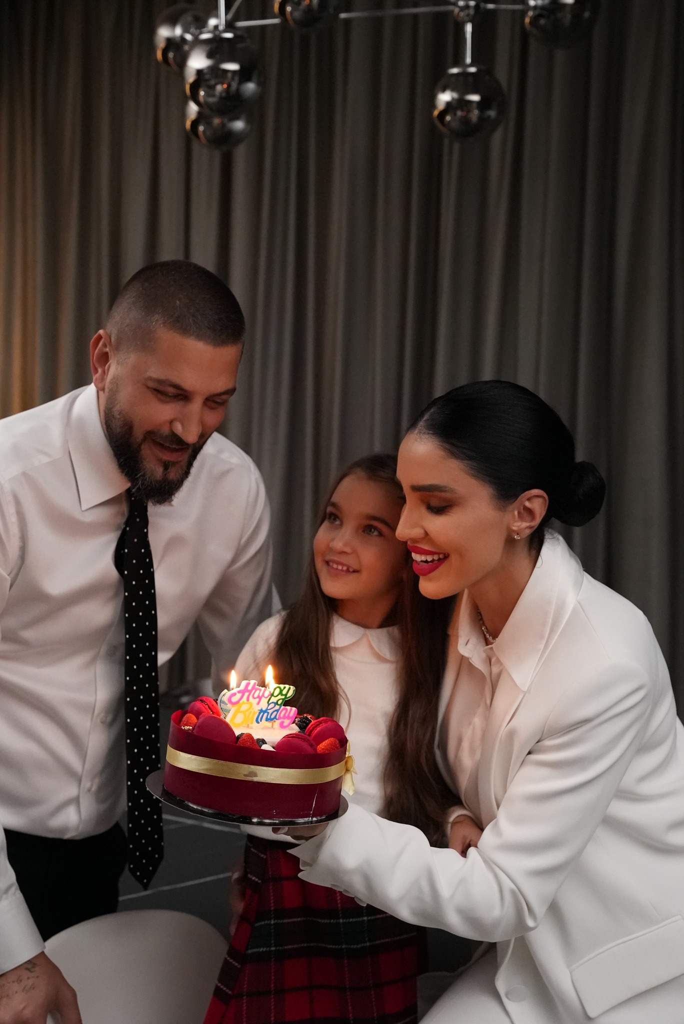 Adelina Pestrițu și familia sa, fotografie de colecție. Cum arată Zeny, la aproape 5 ani. E absolut superbă FOTO