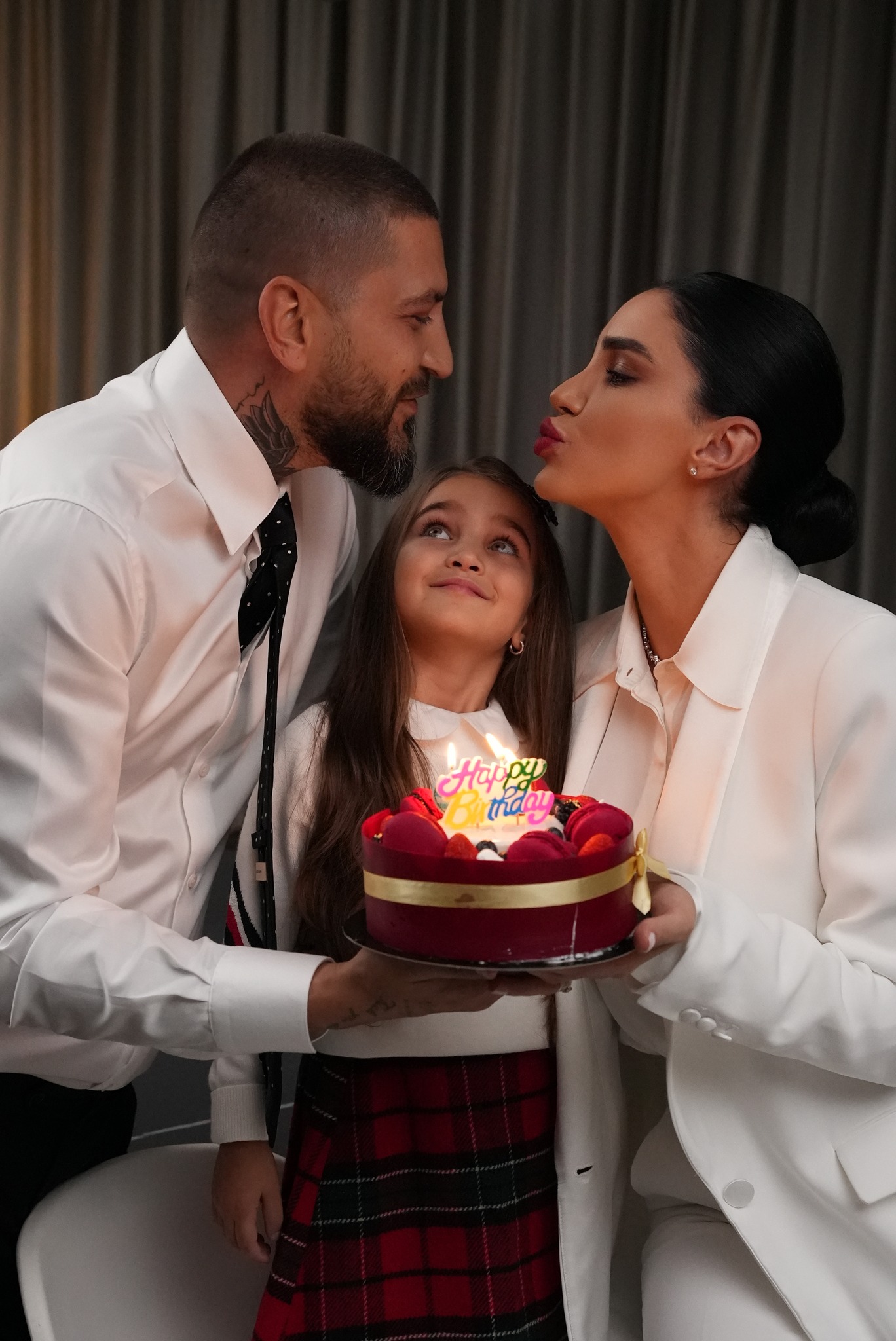 Adelina Pestrițu și familia sa, fotografie de colecție. Cum arată Zeny, la aproape 5 ani. E absolut superbă FOTO