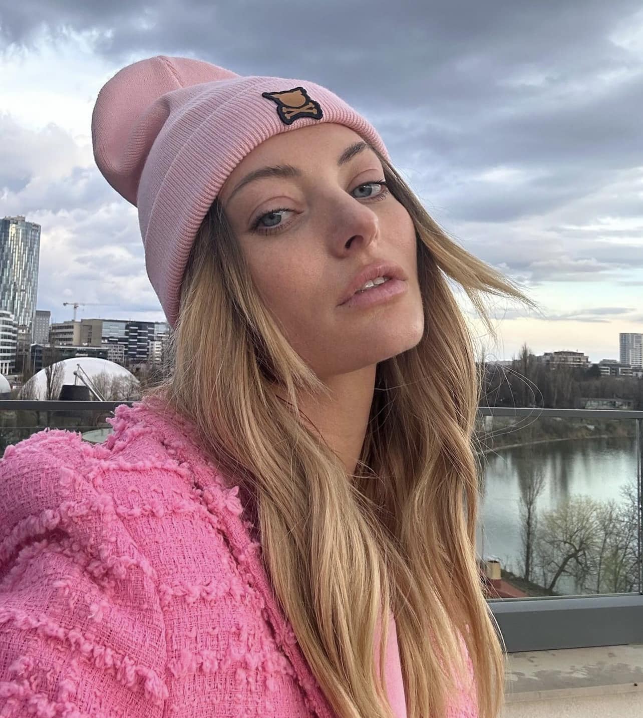 Adevărul despre relația dintre Lora și Delia