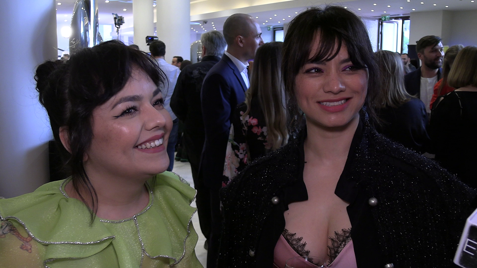 Cum arată și cu ce se ocupă sora lui Aylin Cadîr