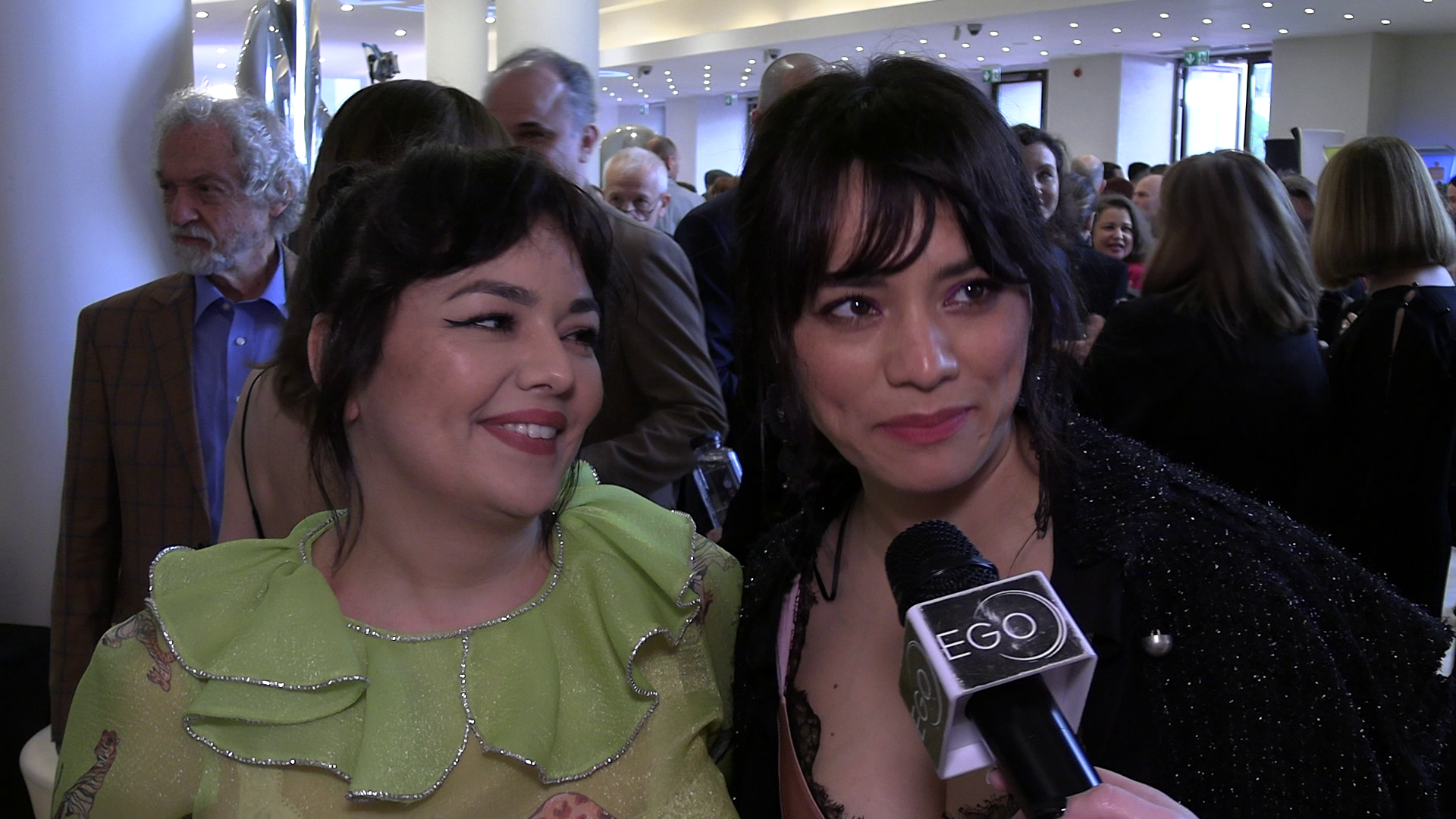 Cum arată și cu ce se ocupă sora lui Aylin Cadîr