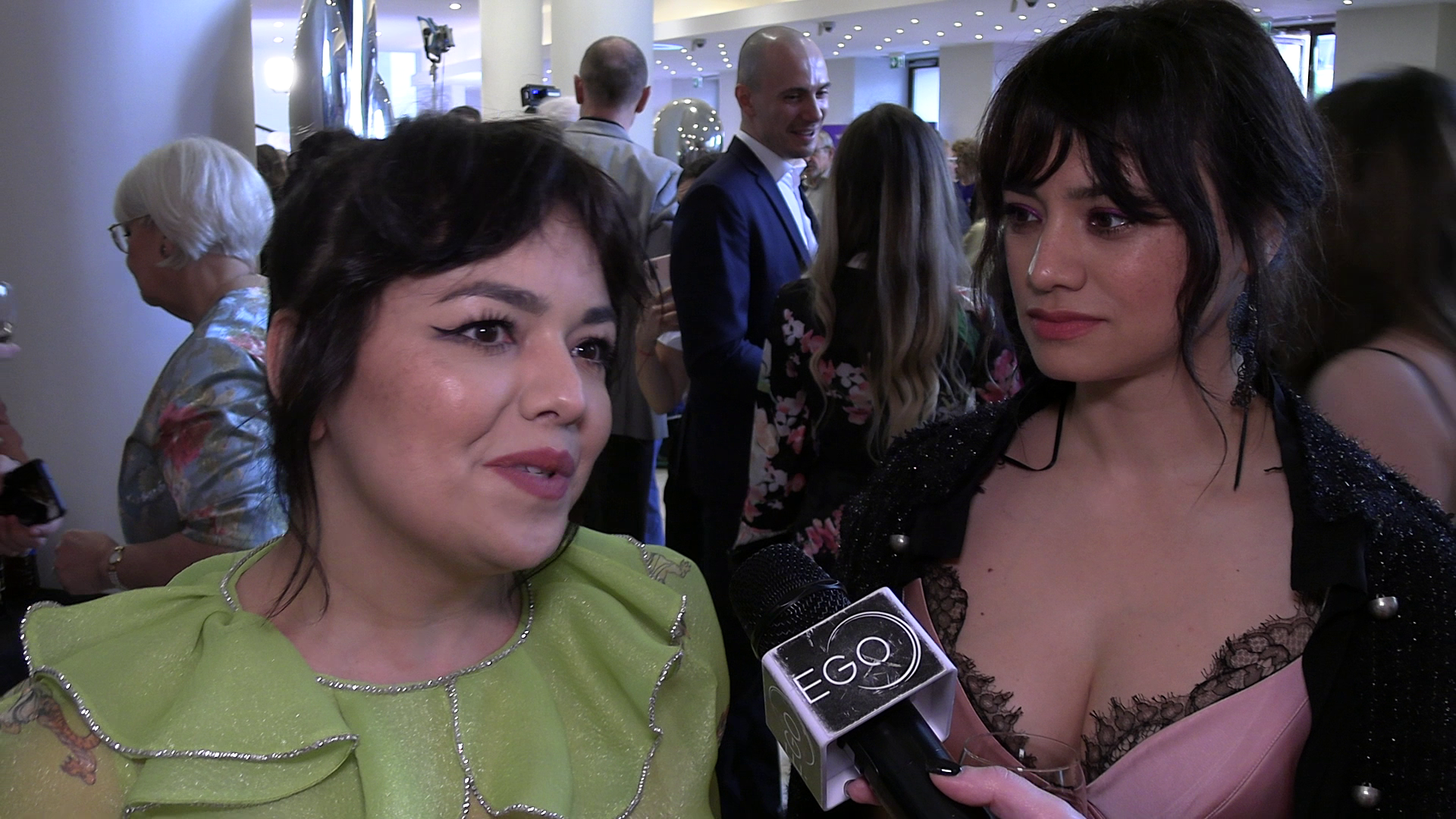 Cum arată și cu ce se ocupă sora lui Aylin Cadîr