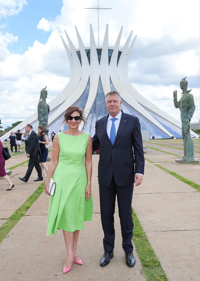 Carmen Iohannis, apariție inedită la întâlnirea din Brazilia