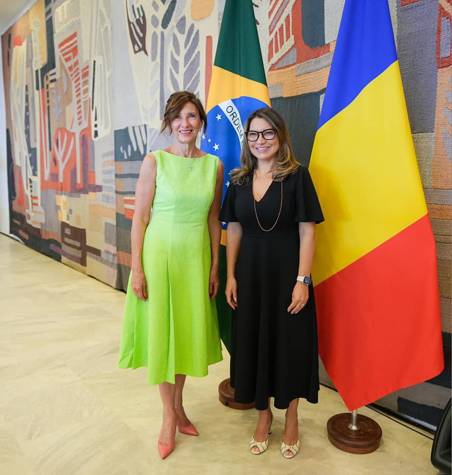 Carmen Iohannis, apariție inedită la întâlnirea din Brazilia