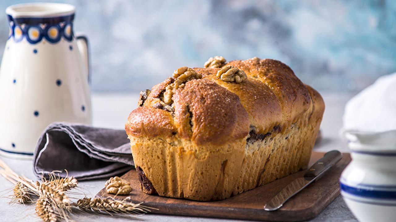 Cât se lasă aluatul de cozonac la dospit