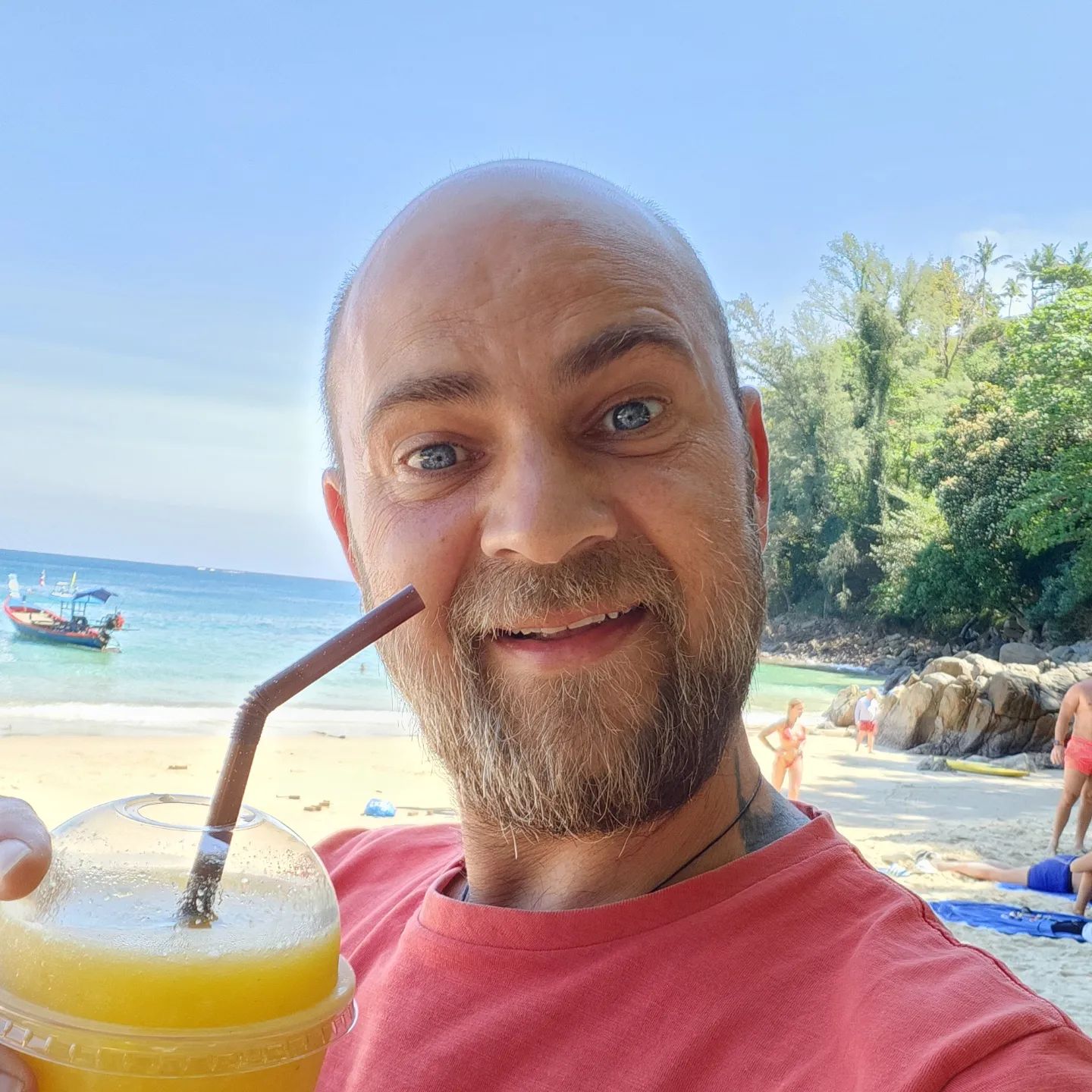 Ce făcea Cosmin Seleși, copilărie, în a doua și a treia zi de Paște