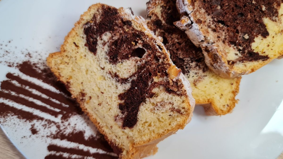 Chec pufos cu nucă și cacao