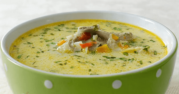 Secretul pentru cea mai bună ciorbă de miel. Ingredientul care îi dă un gust senzațional. Așa o prepară marii bucătari