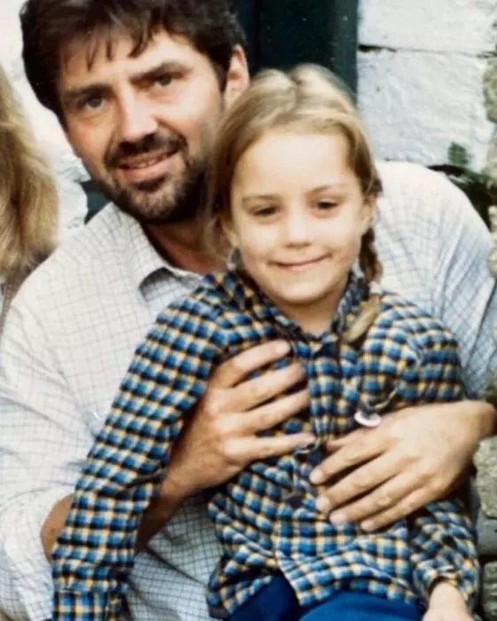 Imagini de colecție cu Kate Middleton. Cum arăta soția prințului William în copilărie FOTO