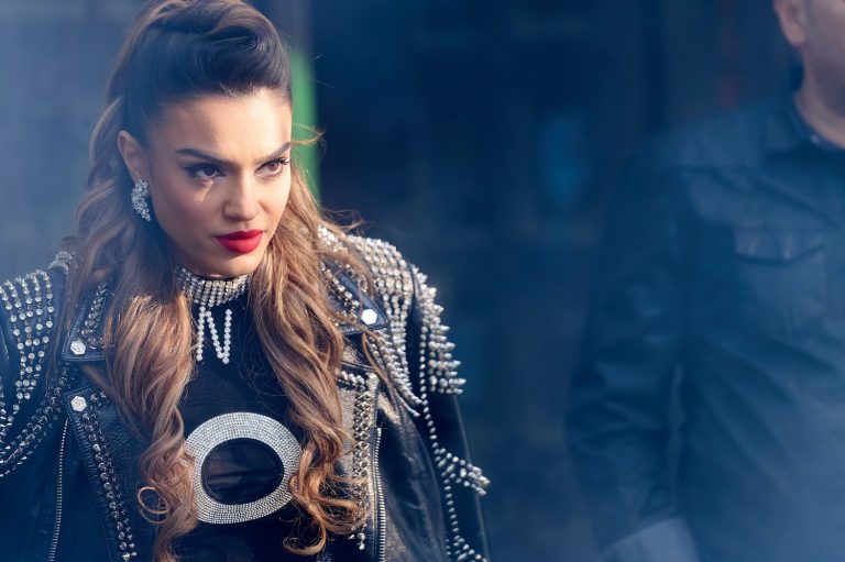 Momentul trăit de Karmen pe platourile de filmare de la Clanul: „Am ieșit rănită”. Dezvăluiri neașteptate din culisele serialului Pro TV VIDEO EXCLUSIV