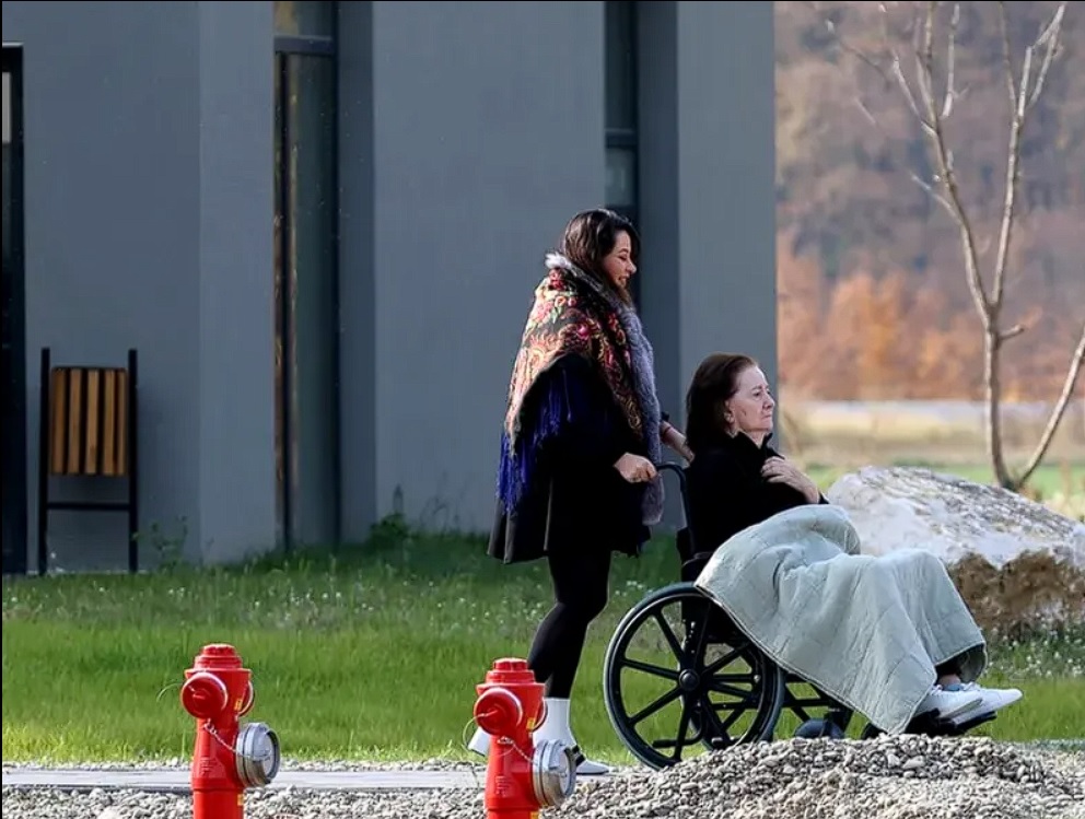 Oana Roman și mama ei sursă FOTO: Cancan