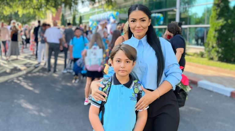 Andreea Mantea are de tras de când a crescut fiul ei. „I se pune pe inimă”. Ce obișnuiește să-i facă David VIDEO EXCLUSIV