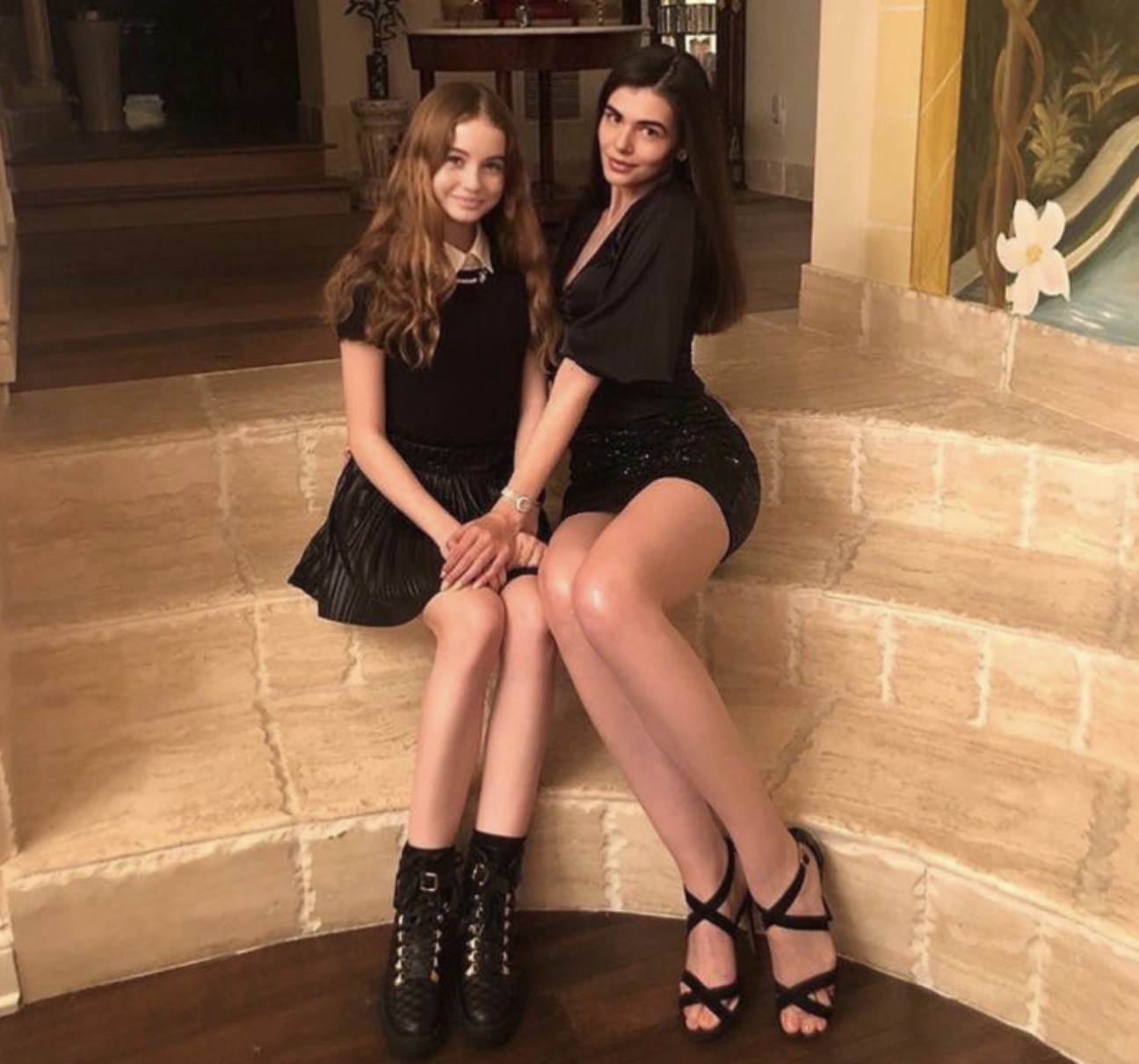 Irina Columbeanu și mama ei, Monica Gabor