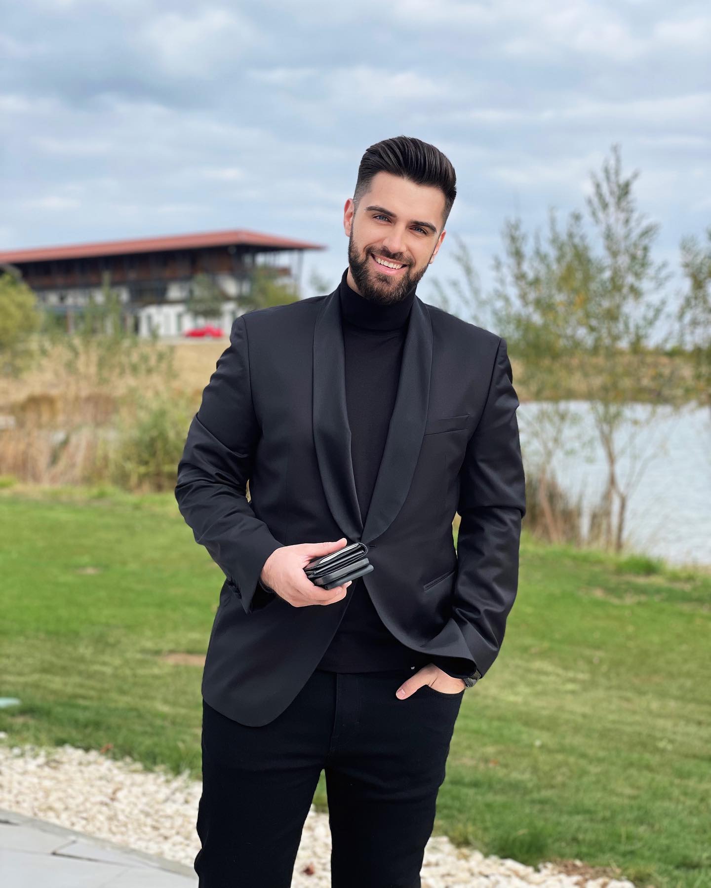 Nea Mărin iese la pensie