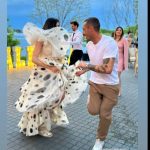 Soția lui Vladimir Drăghia, în teniși la botezul mezinei Alegra