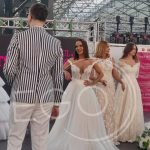 Andreea Antonescu a îmbrăcat rochia de mireasă