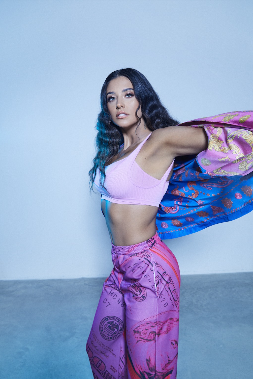 Antonia și-a făcut operație de liposcuție, după cele 3 nașteri