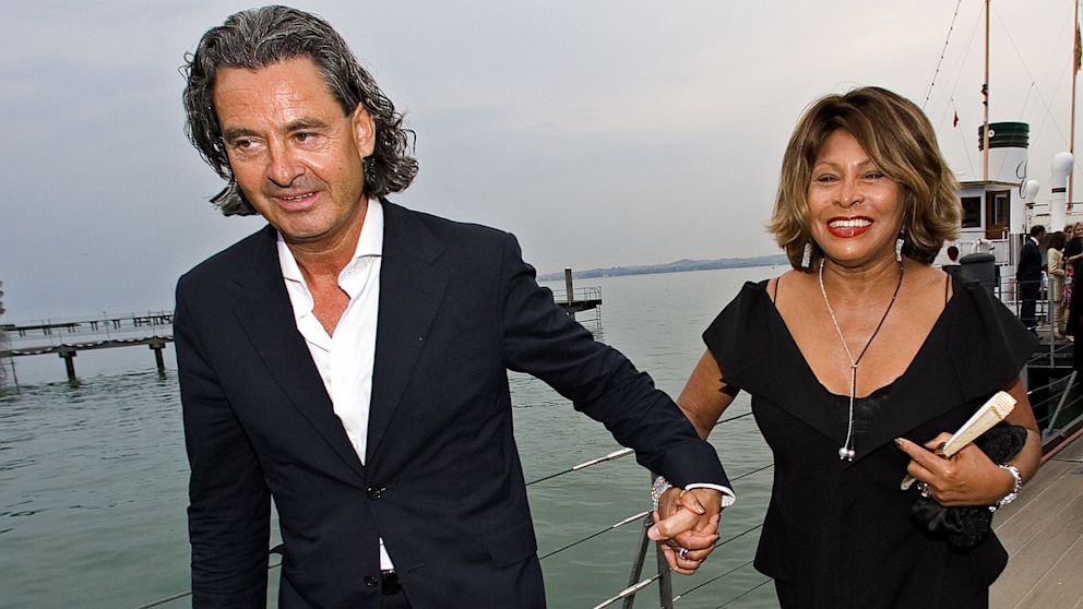 Bărbatul care i-a fost alături necondiționat Tinei Turner. I-a donat propriul rinichi