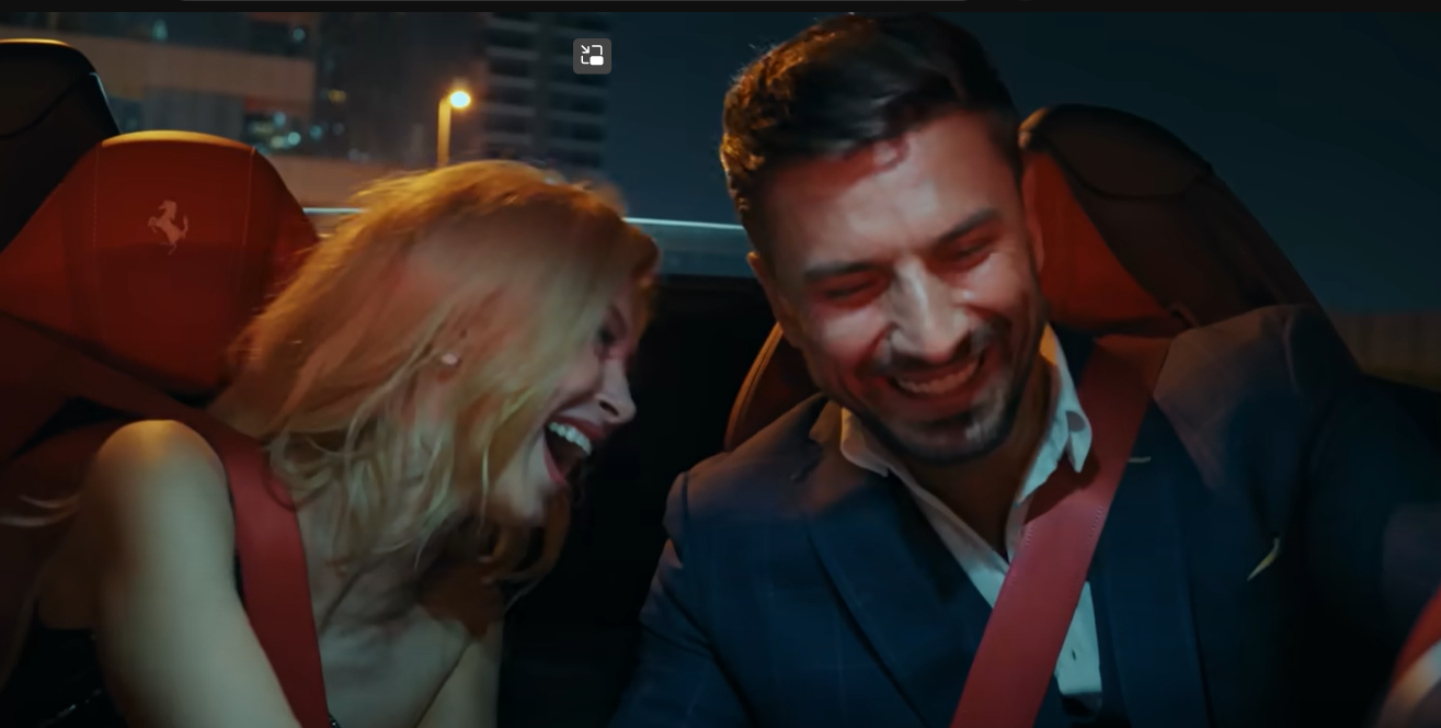 Bărbatul misterios cu care Andreea Bălan apare în ipostaze romantice. Fanii nu au mai văzut-o așa până acum