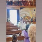 Bella Santiago, o mireasă fabuloasă. Cum și-a făcut intrarea în biserică